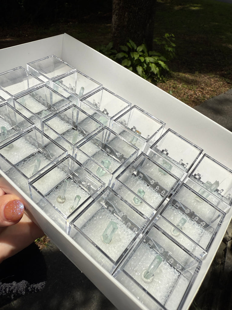 Aquamarine Flat
18 pcs